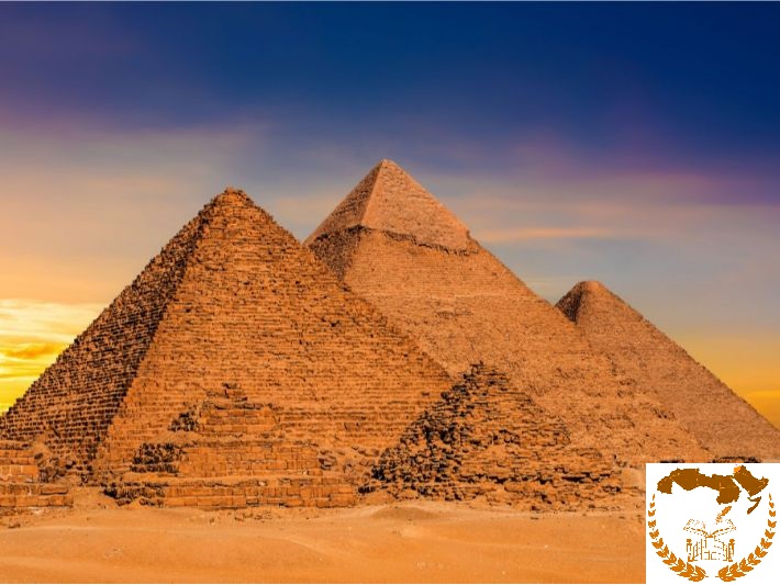 هل بني تحوت الأهرامات؟